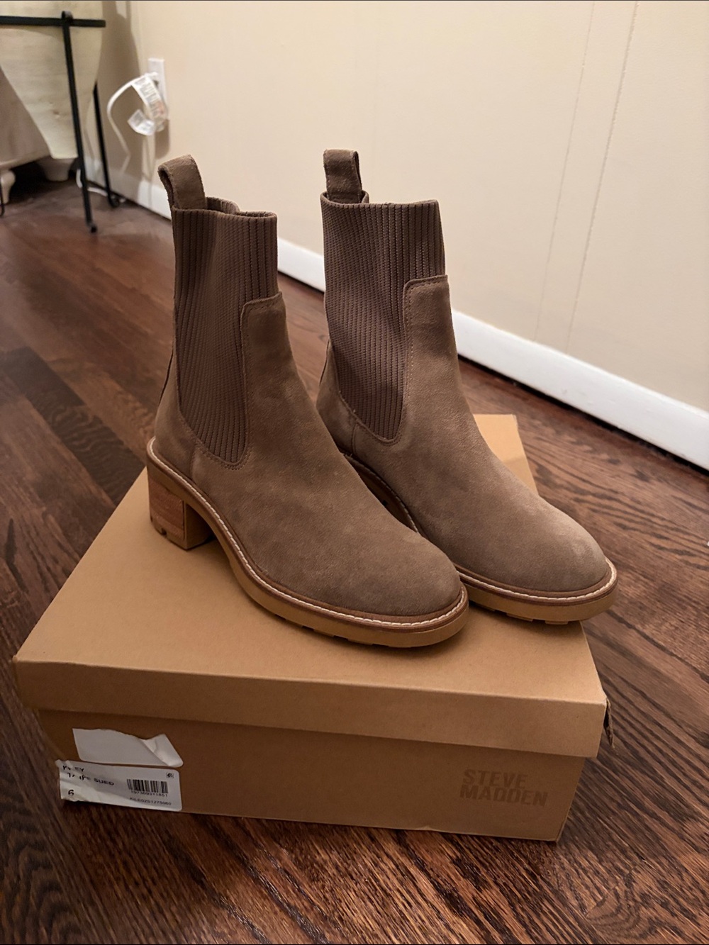 Steve Madden Kiley Bootie Size 6